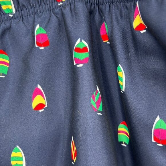 Lands End Swim Trunks Lined Men's size large navy all over sailboat print bathin - Picture 2 of 12